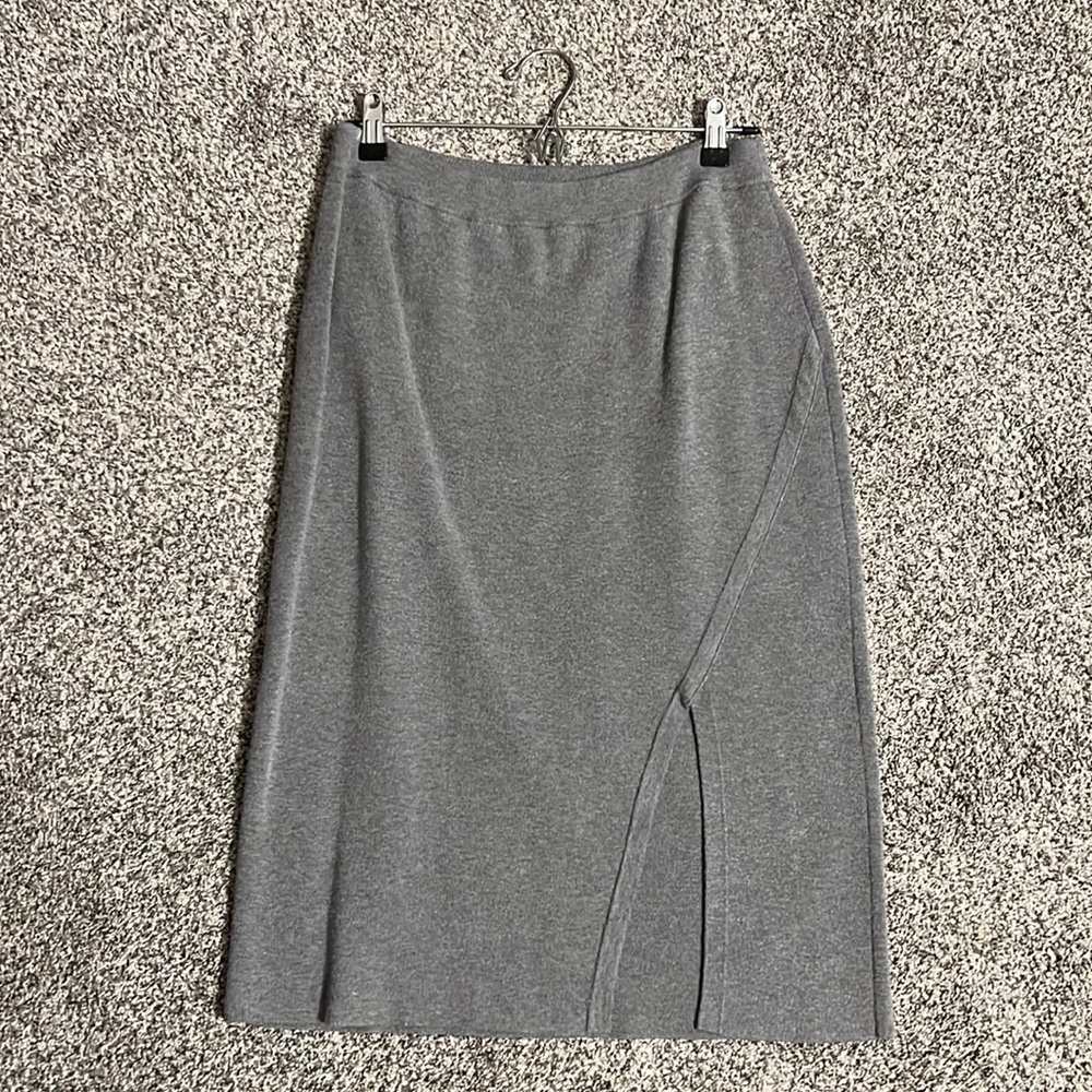 Express grey knit skirt